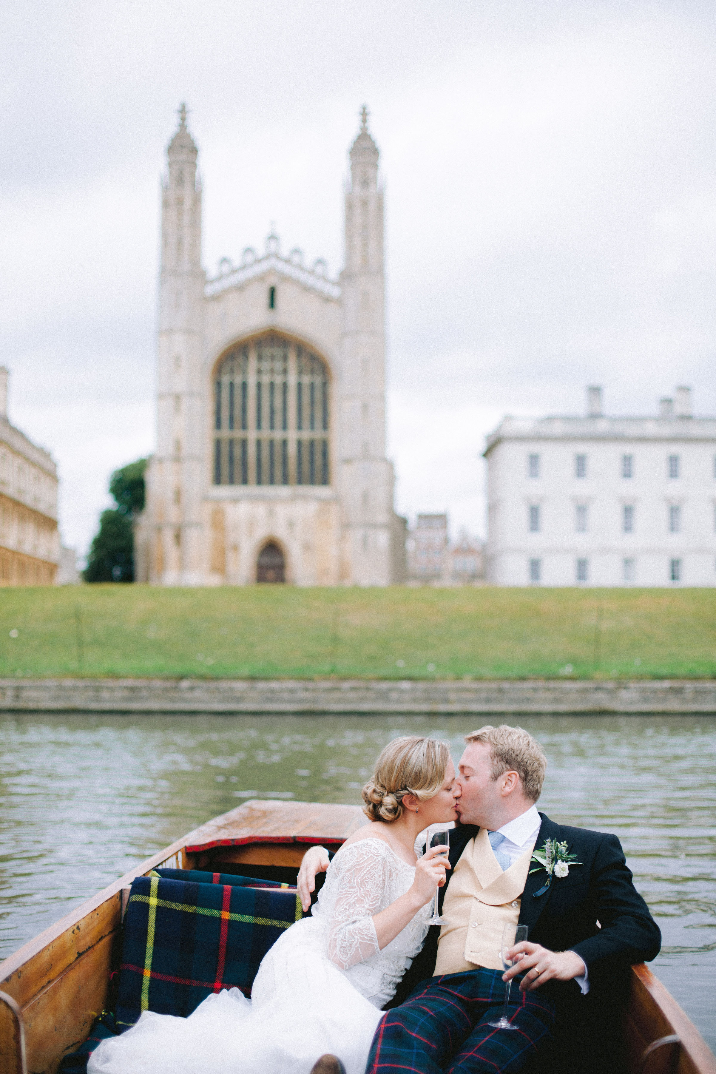 Romantic couple portrait in Cambridge
