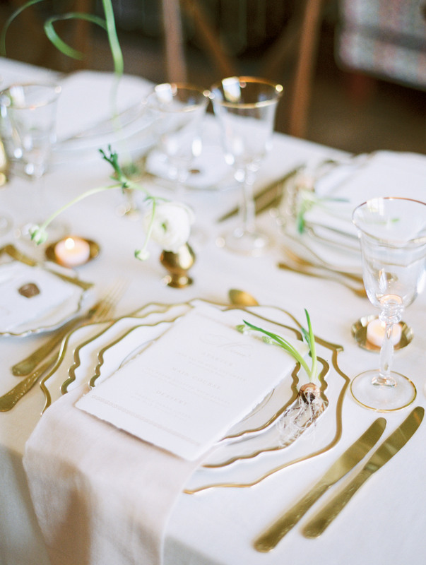 Spring bulb detail on wedding tablescape. Styled by The Timeless Stylist, flowers by Moss & Stone and photo by Hannah Duffy