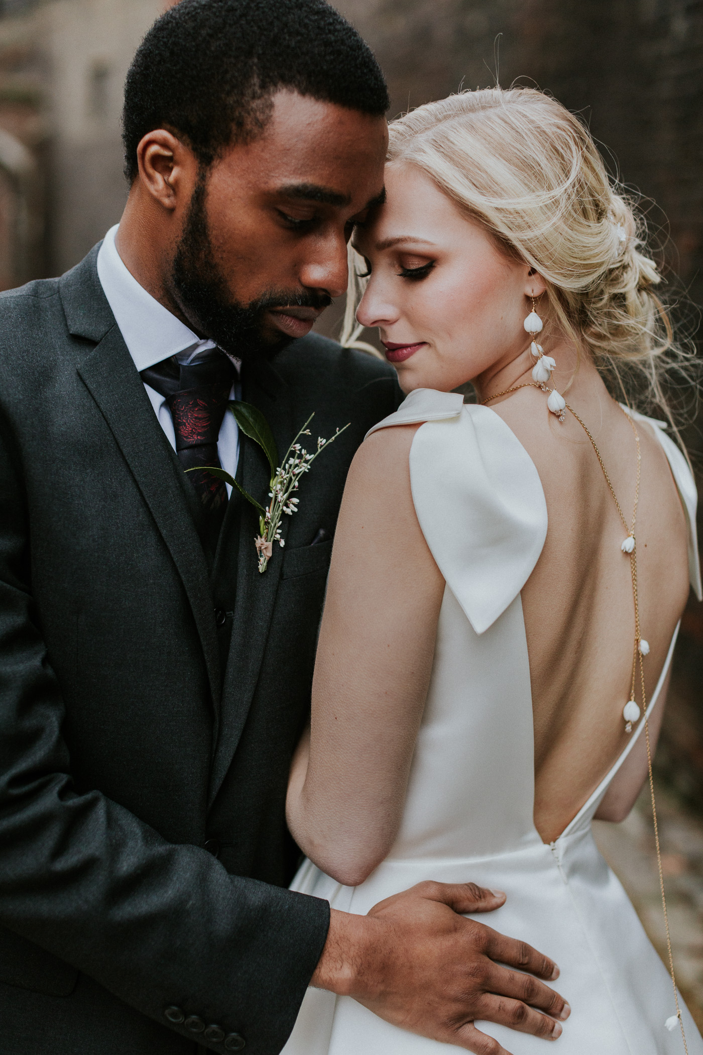Modern contemporary wedding couple at The Charterhouse Shoreditch London