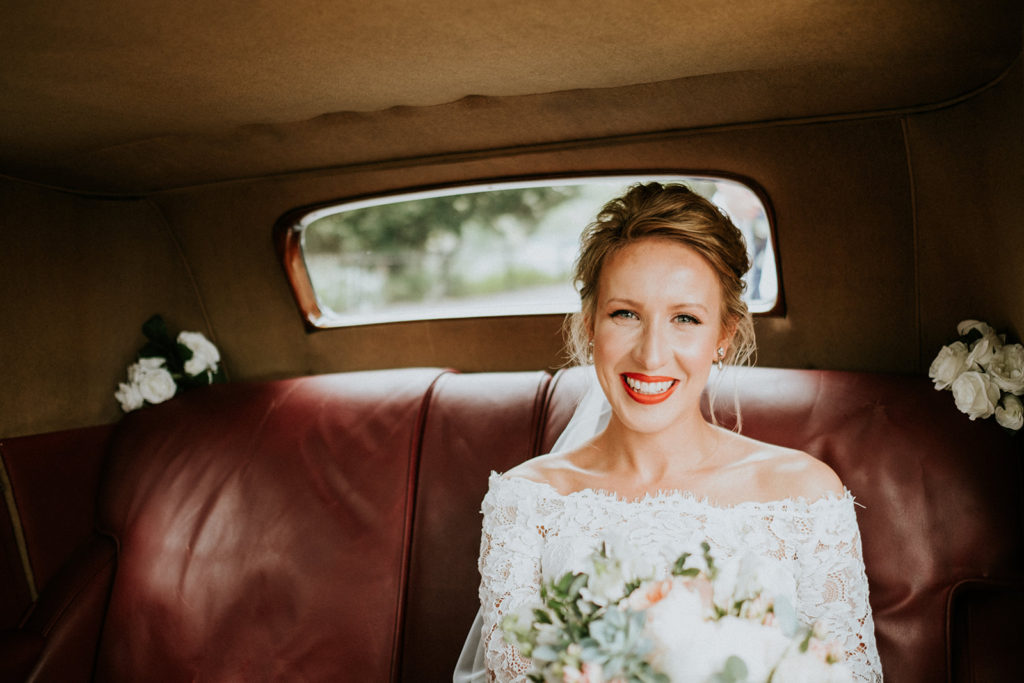 Beautiful bridal portrait for an English wedding. Joanna Nicole Photography