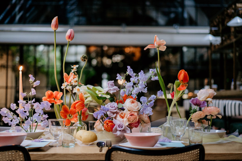 Stylish wedding table by Pink Palm Events | Beautiful Spring florals by My Lady Garden | Elena Popa Photography