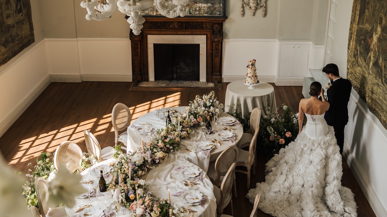 3 tier buttercream flower cake at Cornwell Manor | Rebecca Carpenter Photography