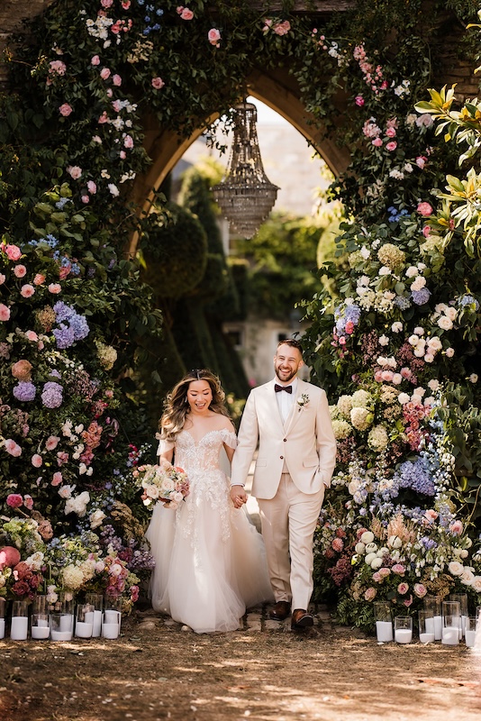 Wedding ceremony at Euridge Manor | The Cotswolds | Annabeth Photogrtaphy
